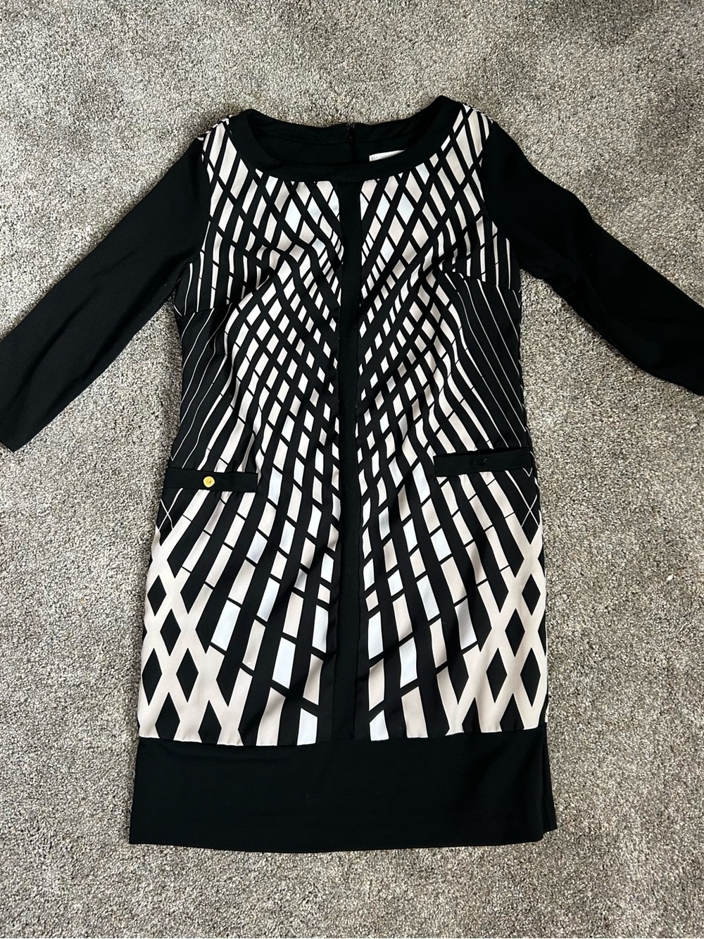 New York & Company - Black and White Geometric Sheath Dress
